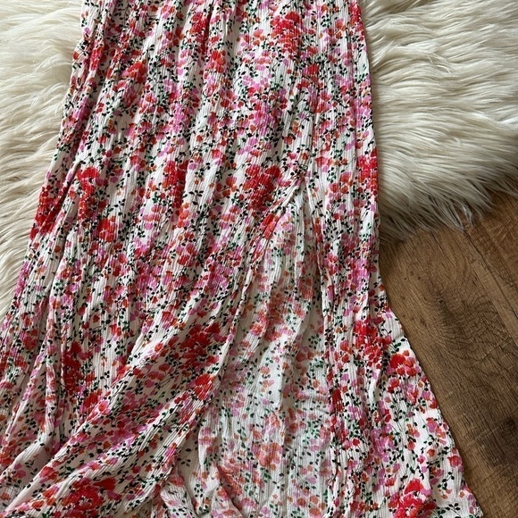 LULU’S View From The Meadow Cream Floral Print Off The Shoulder Dress - Picture 3 of 4